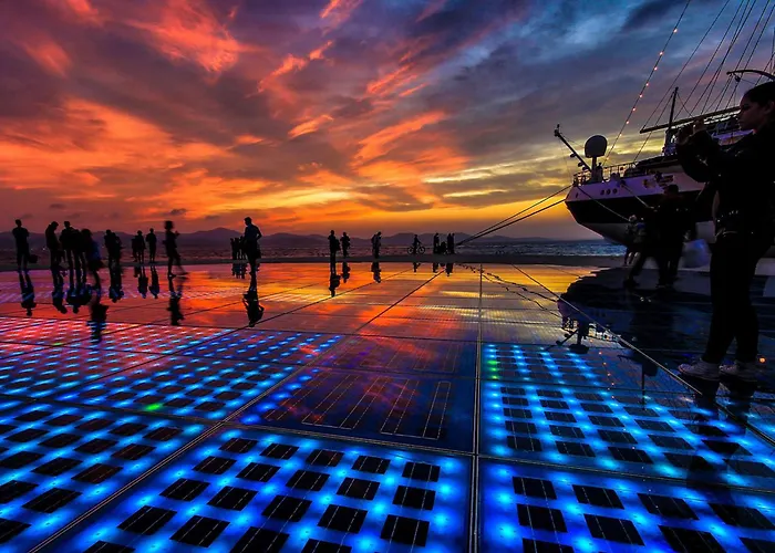 Gemuetliche Mit Terrasse By Interhome Apartman