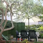 Gemuetliche Mit Terrasse By Interhome Апартаменты